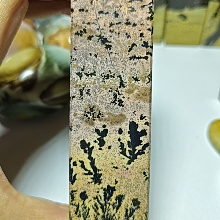 玛瑙/玉髓未镶嵌珠宝奇石