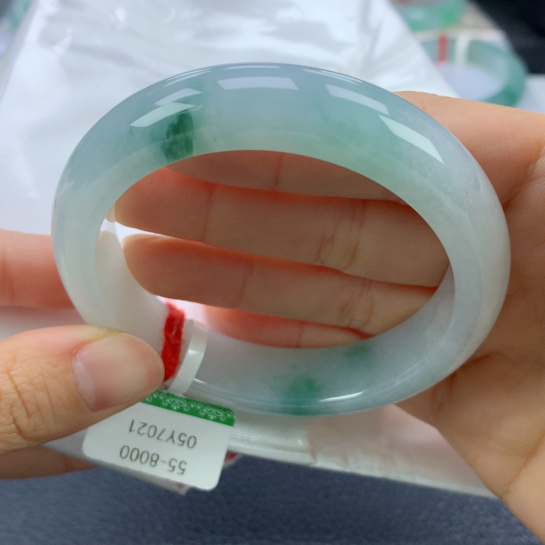 翡翠手镯未镶嵌55.3正