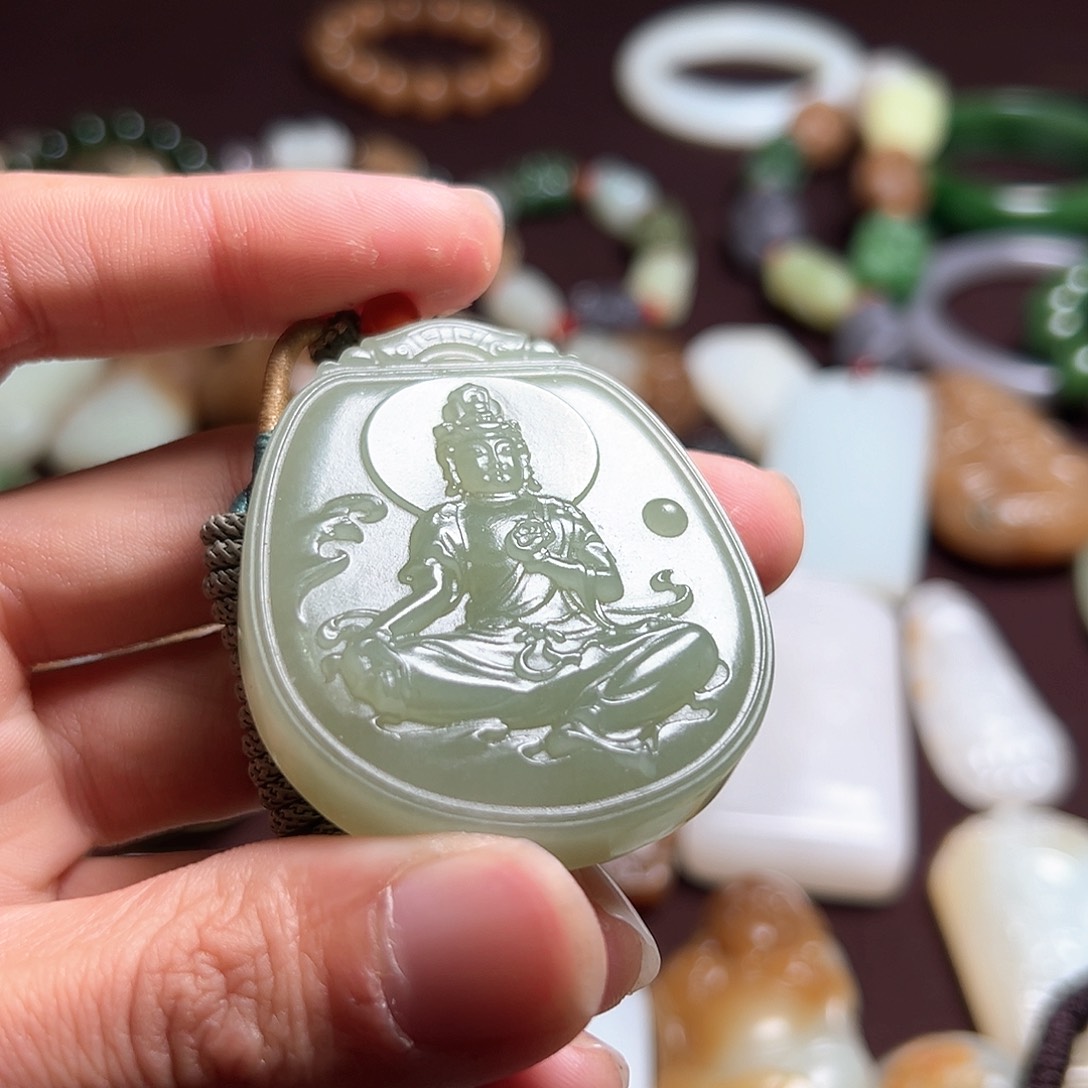 和田玉挂件未镶嵌