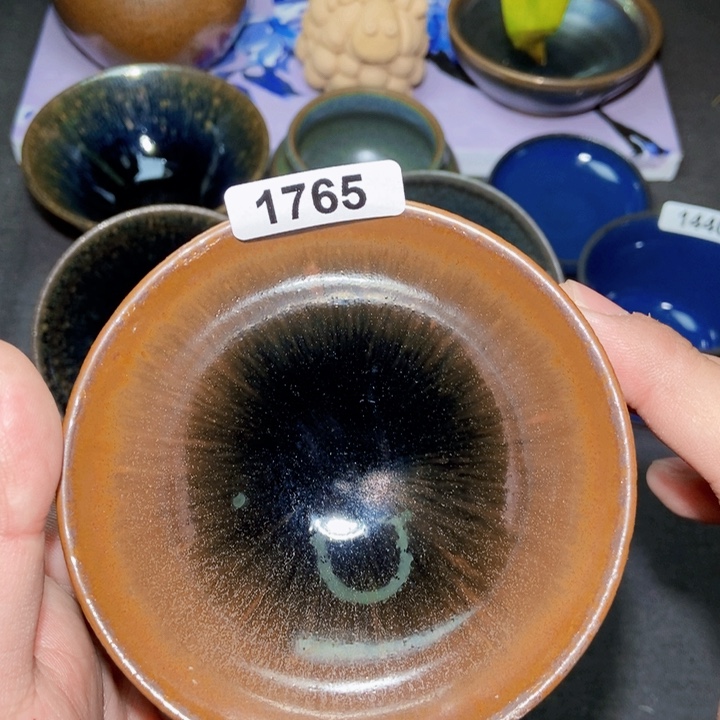 茶盏山中有朵雨做的雲