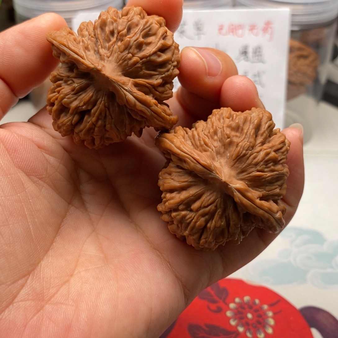 文玩核桃吊坠45四座楼色差小修
