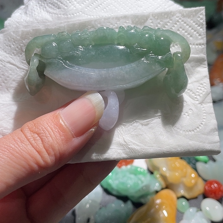 颈饰未镶嵌翡翠天