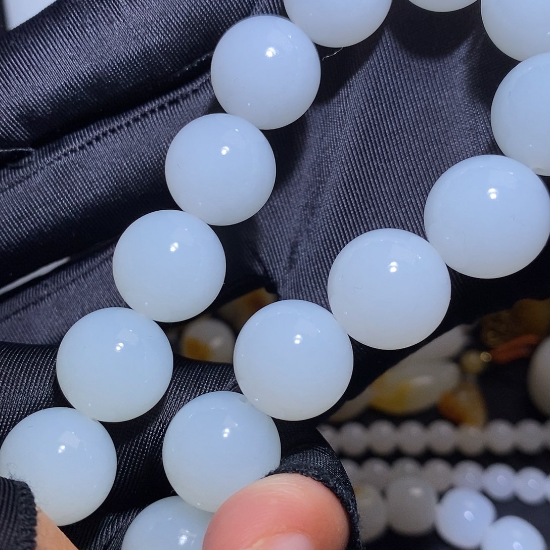 和田玉套链未镶嵌虚*堂