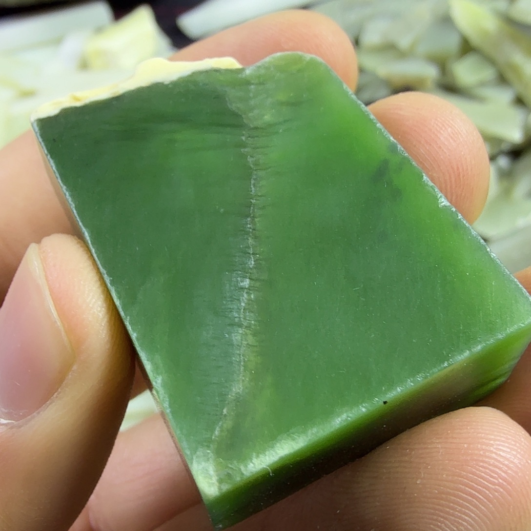 和田玉（糖玉）未镶嵌挂件