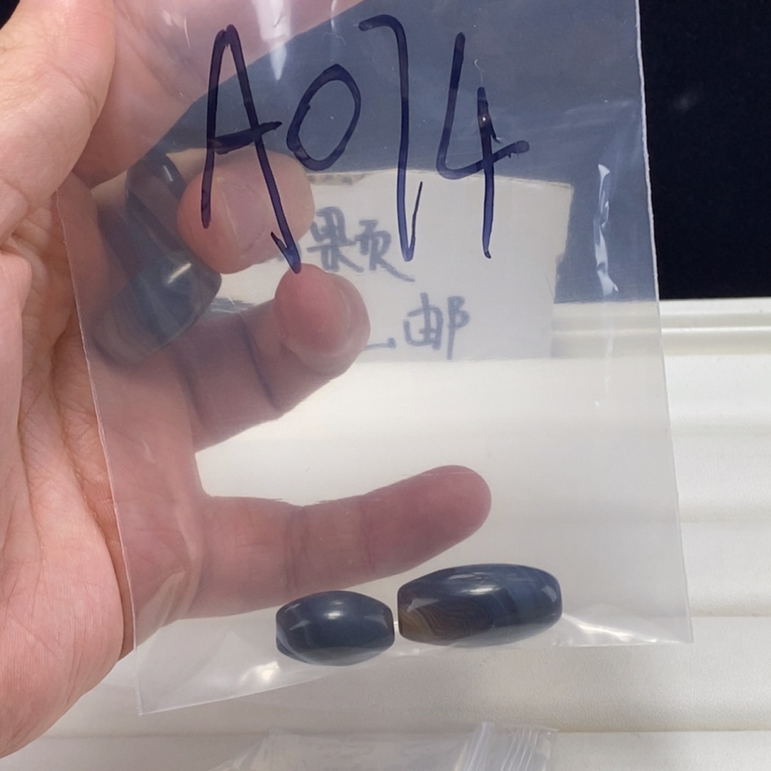 合金颈饰玛瑙/玉髓轩**乐