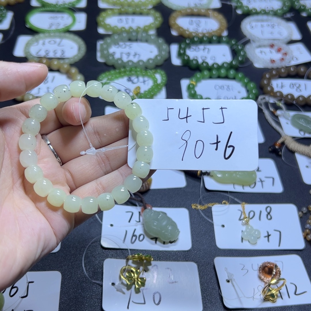 和田玉未镶嵌手串5455