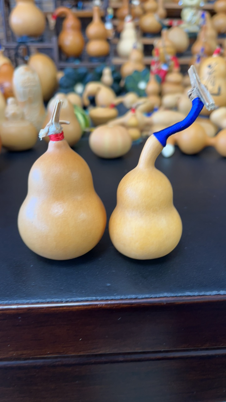 天然葫芦摆件，请在直播间选购，实物与图片不符