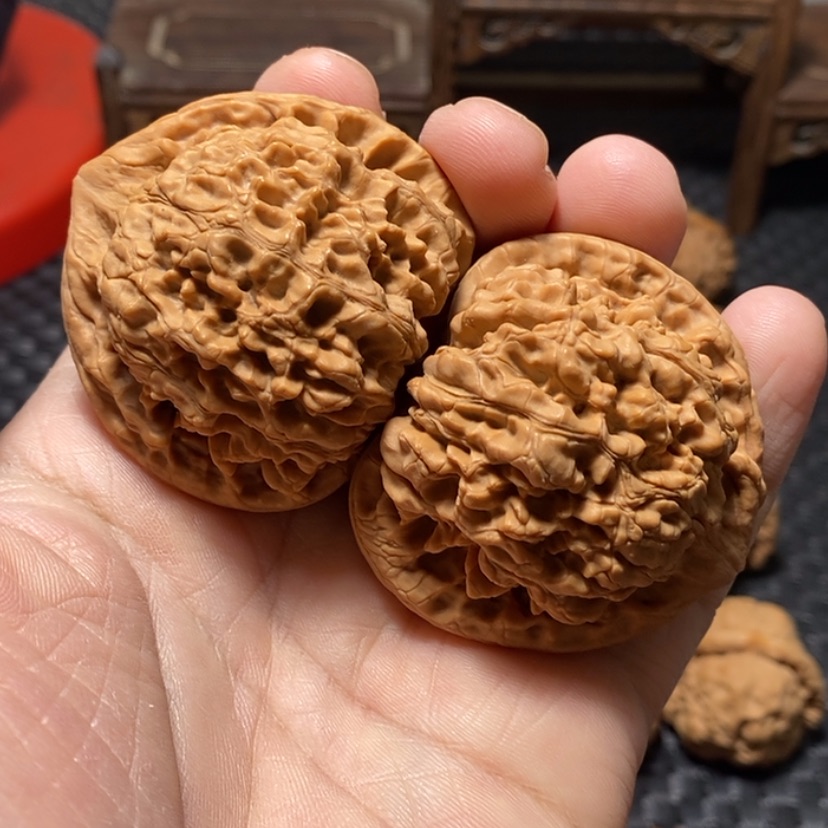 【闪购商品】文玩核桃把件52尺，全品麒麟纹官帽