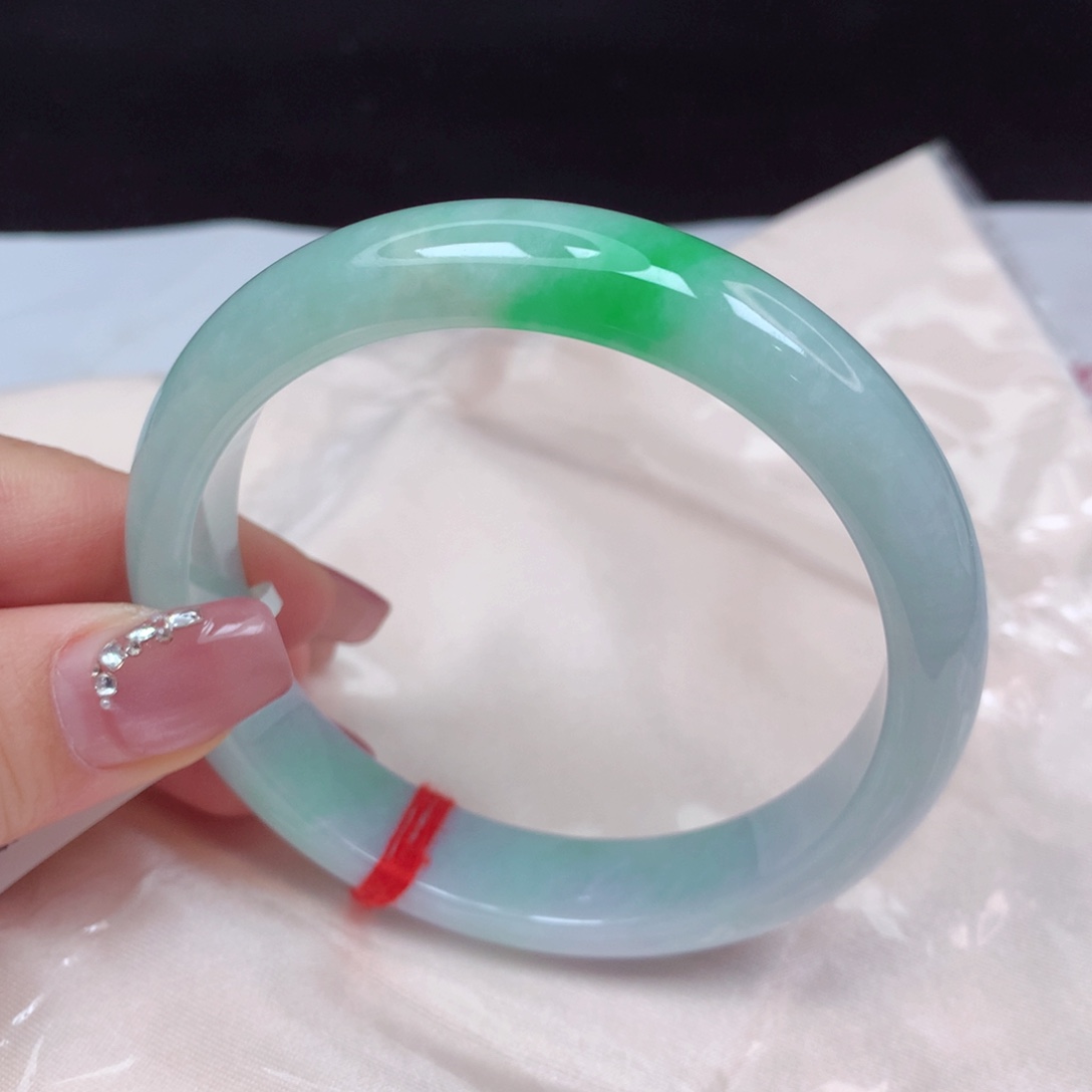 翡翠手镯未镶嵌手镯59