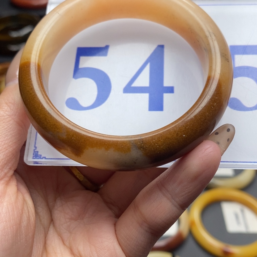 石英质玉（黄龙玉）手镯未镶嵌