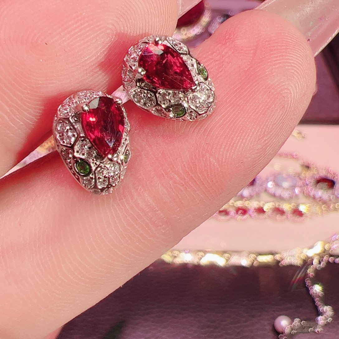 彩色蓝宝石耳钉银S925镶嵌