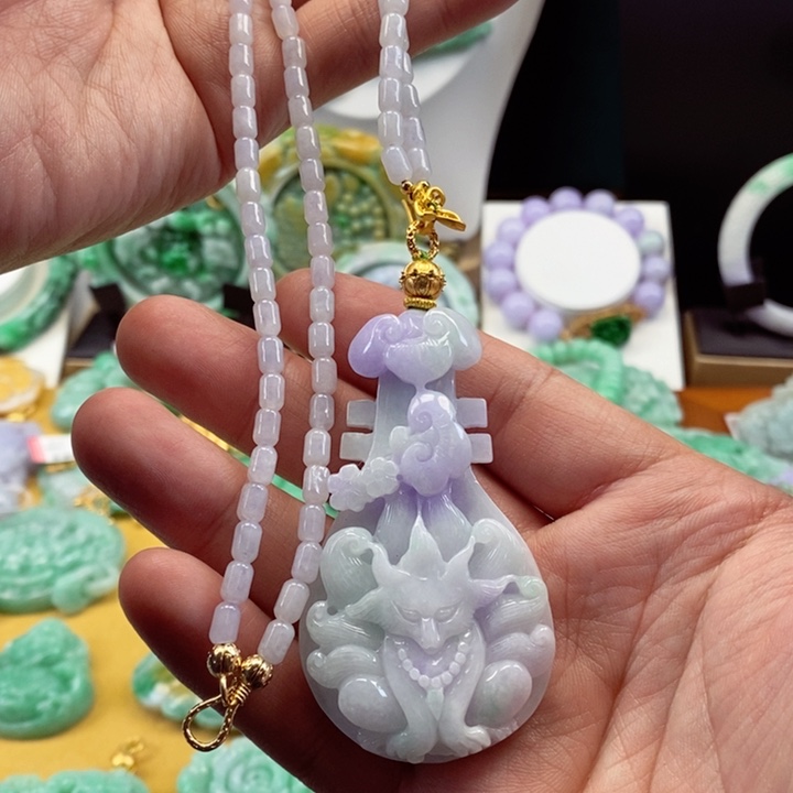 翡翠颈饰未镶嵌翡翠吊坠挂件