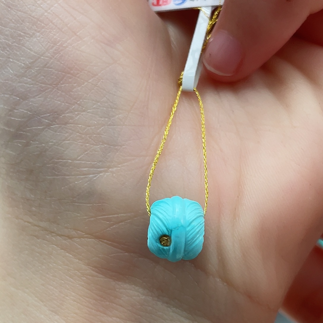 绿松石颈饰未镶嵌