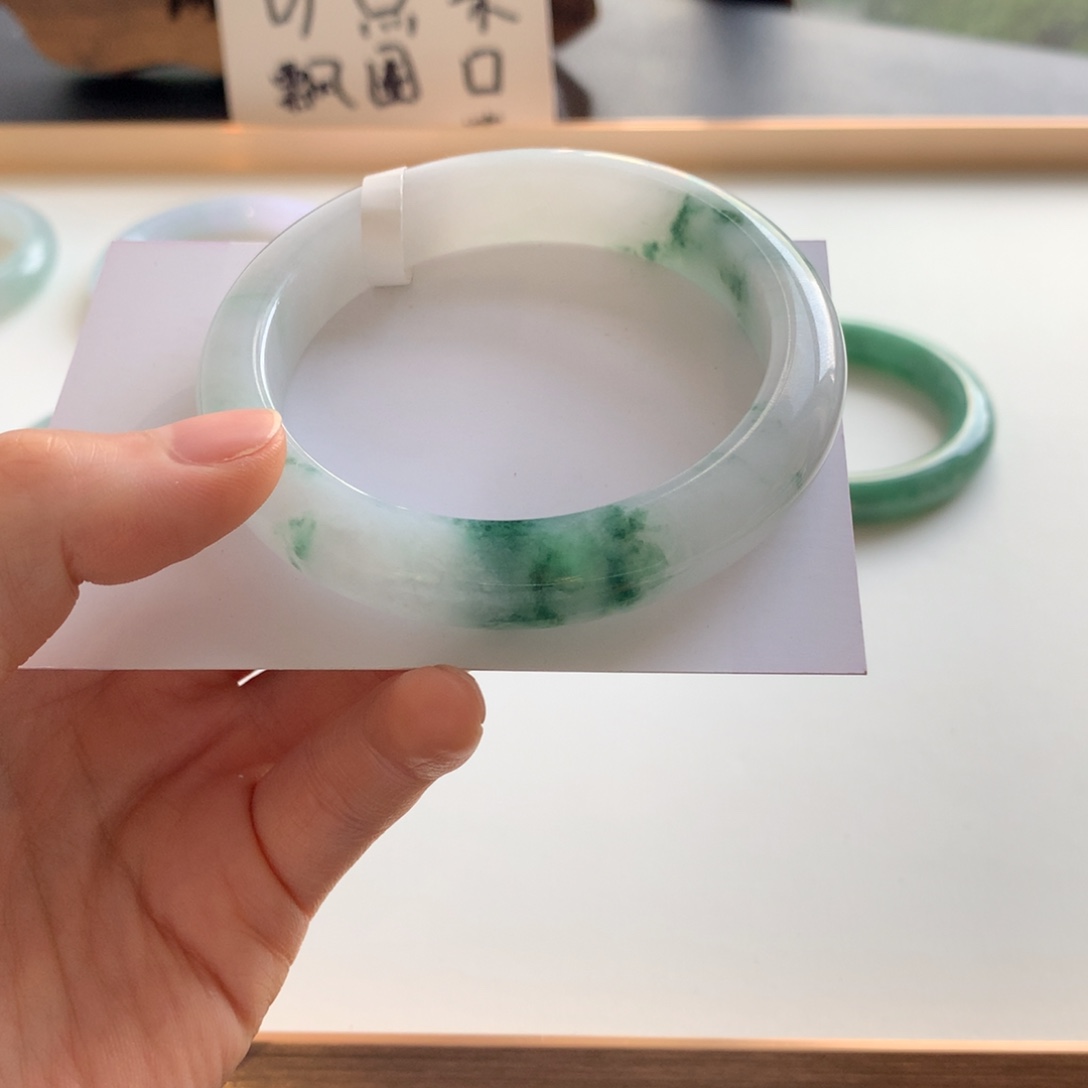 翡翠未镶嵌手镯57.8正圈