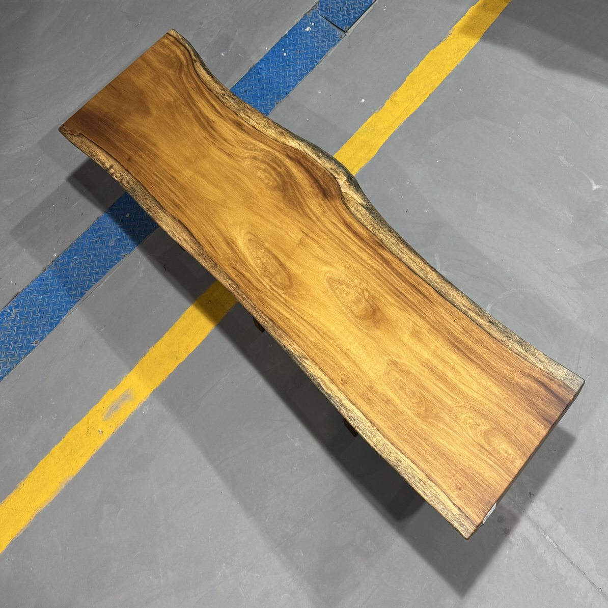 6179 绿柄桑大板桌 224×62×5