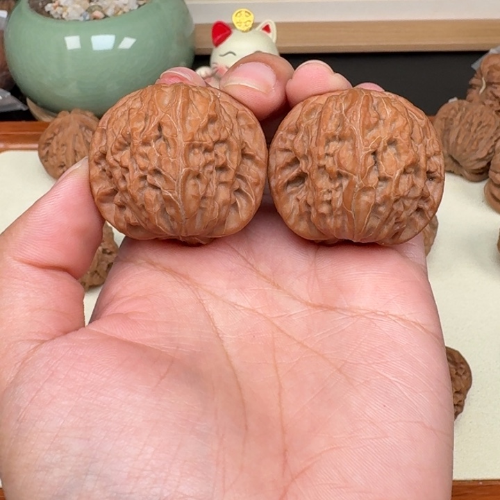 一***间把件文玩核桃全品正磨39