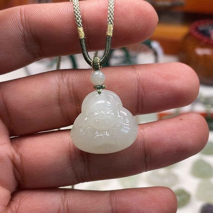 和田玉（糖玉）颈饰未镶嵌多样性发一