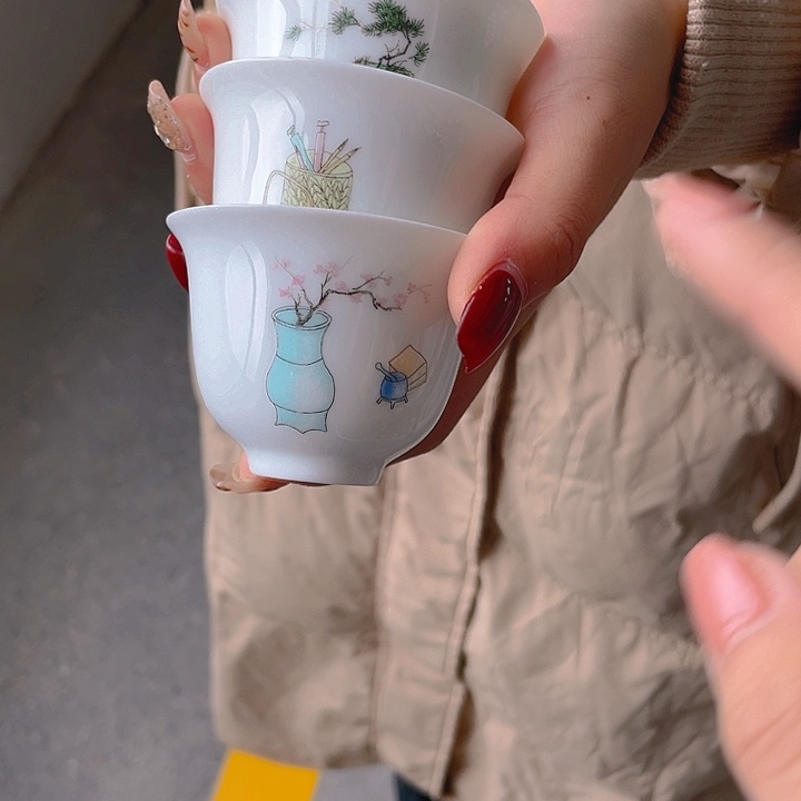 瓷片是的时候的感动和幸福，我