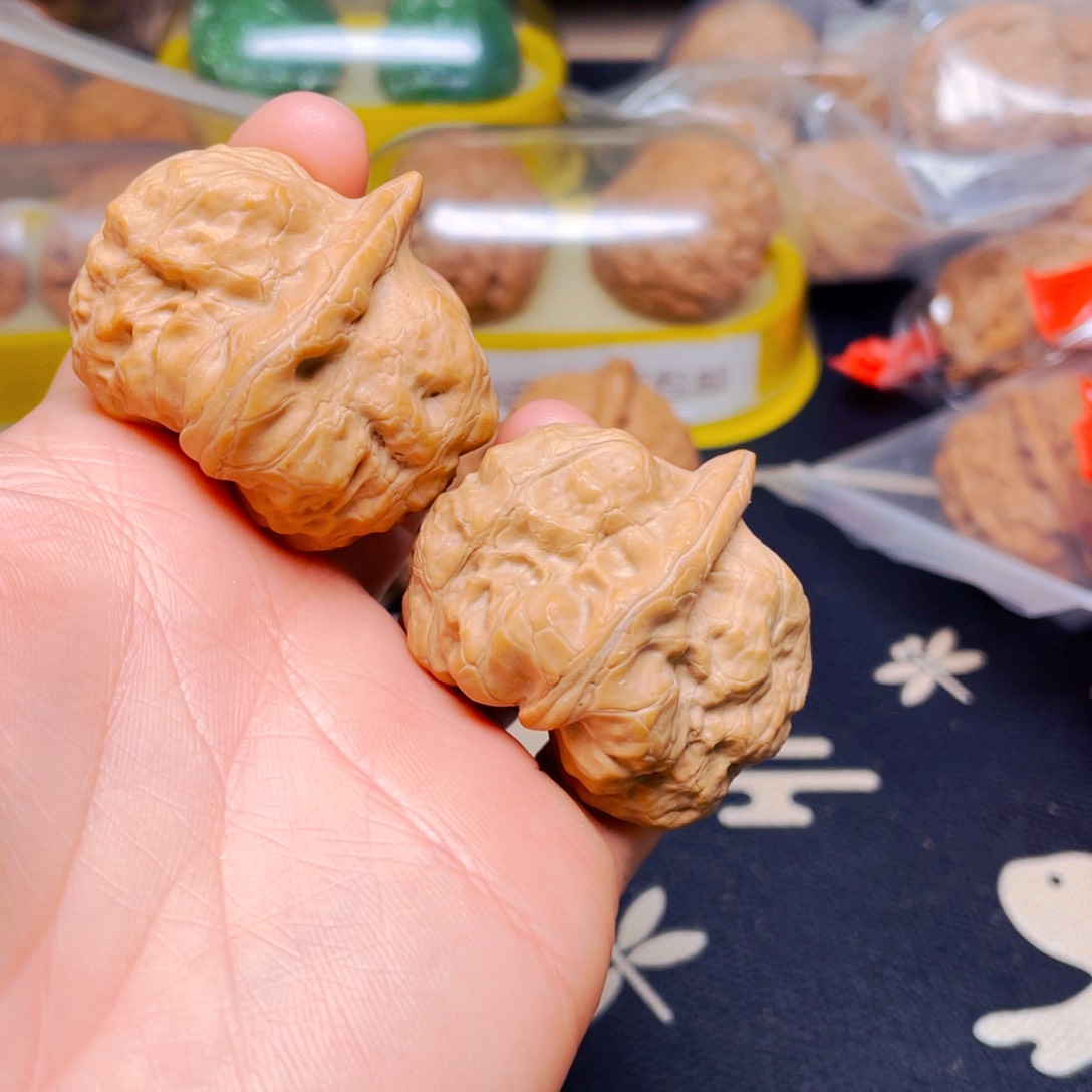 吊坠文玩核桃天****)古蝉一对