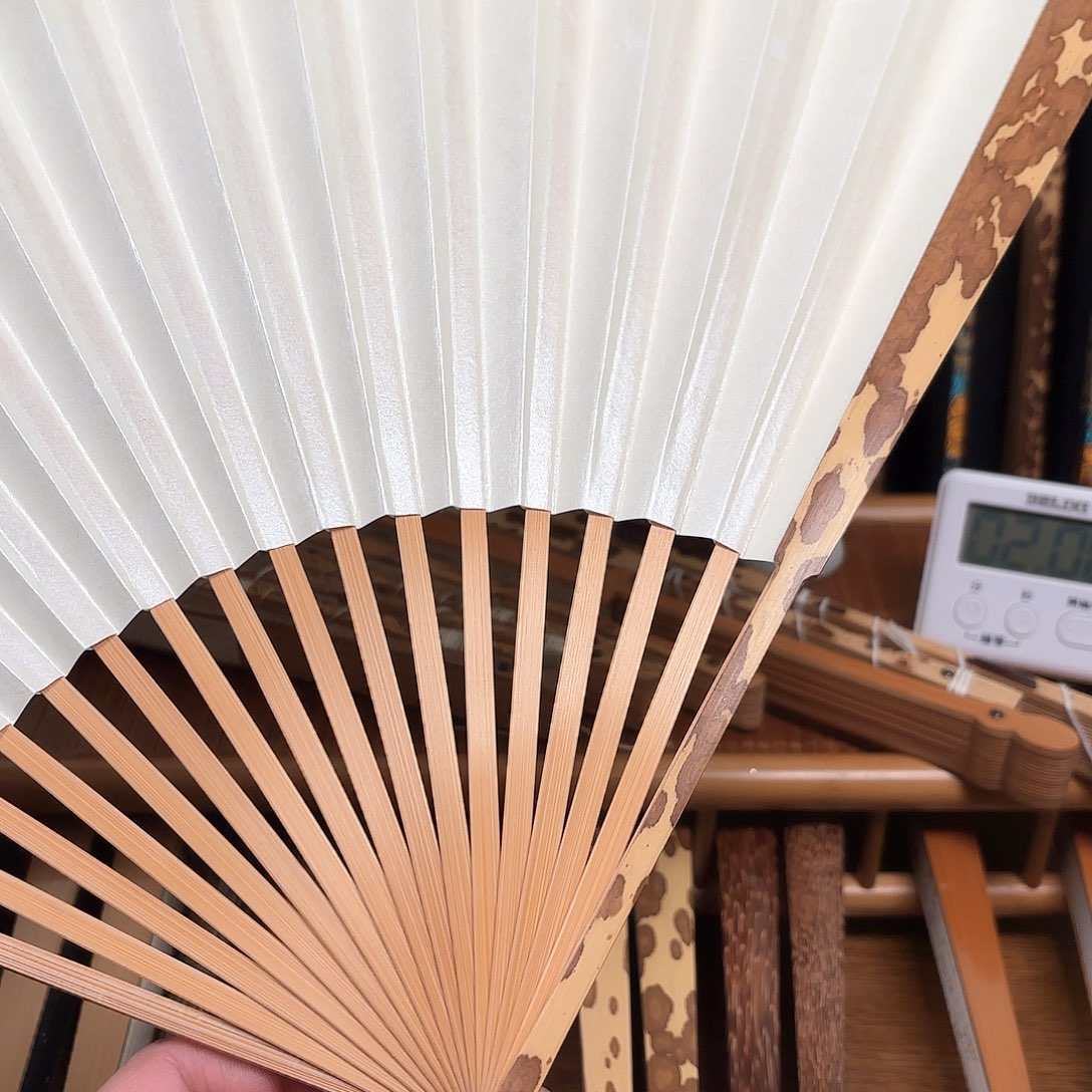 扇子白色苏工梅妃。