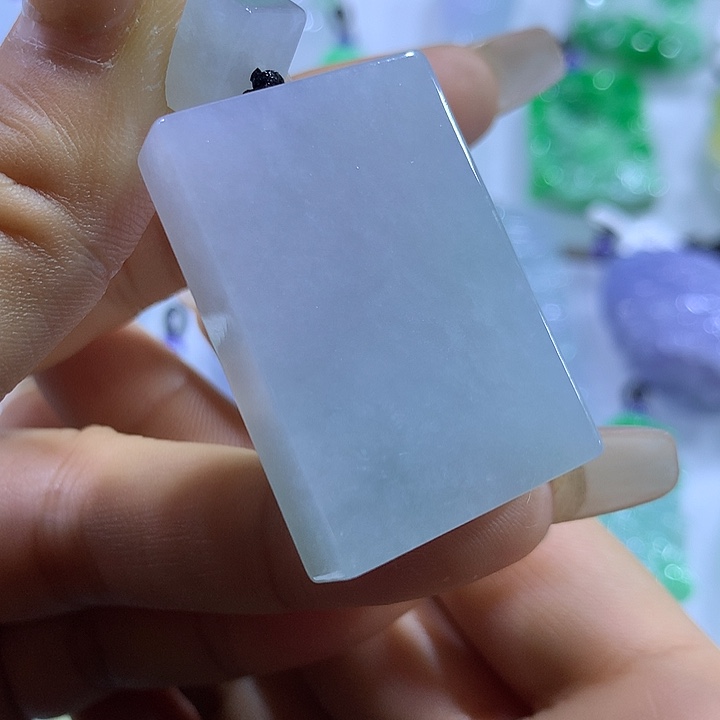 翡翠未镶嵌颈饰天然翡翠Ａ货吊坠