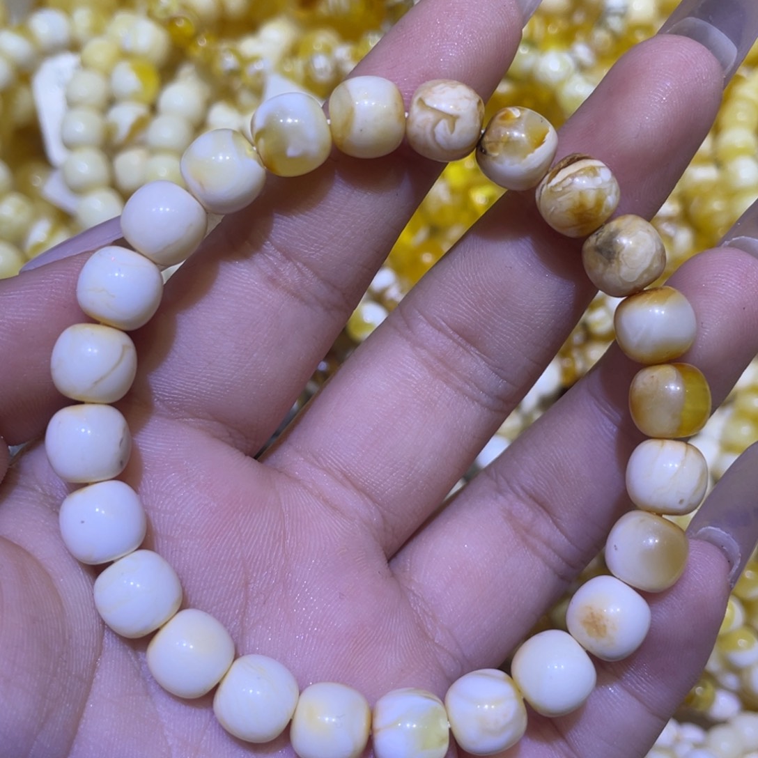 蜜蜡未镶嵌珠宝奇石8.5m