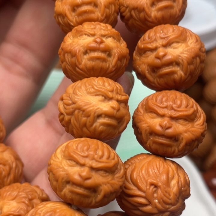 猴头核桃手串抖****哥黑神