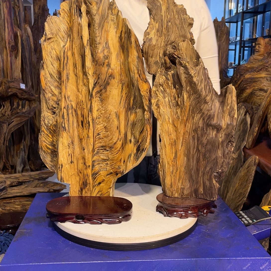 笑***生松木（琥珀木）北沉香