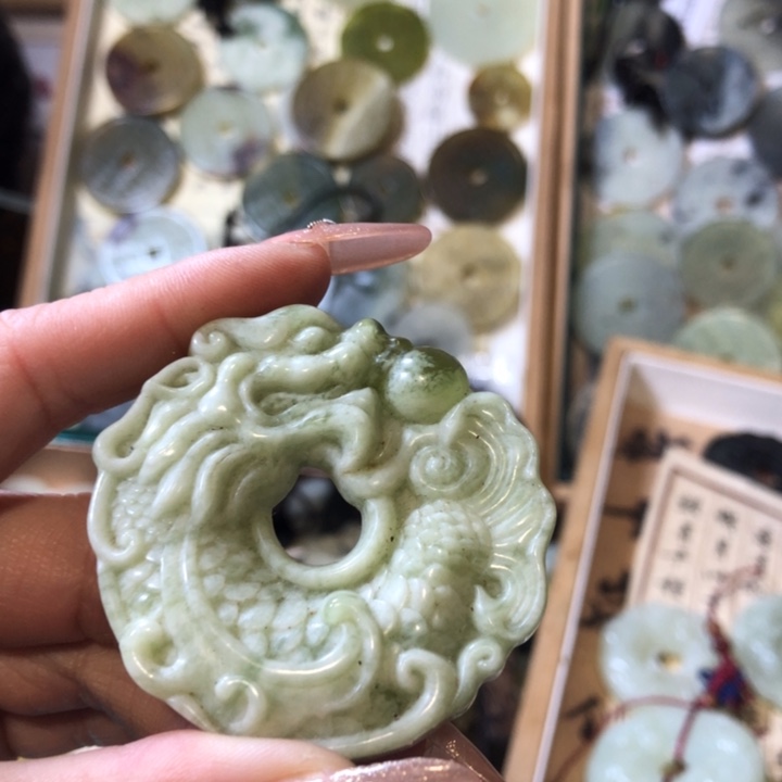 岫玉岫玉挂件未镶嵌