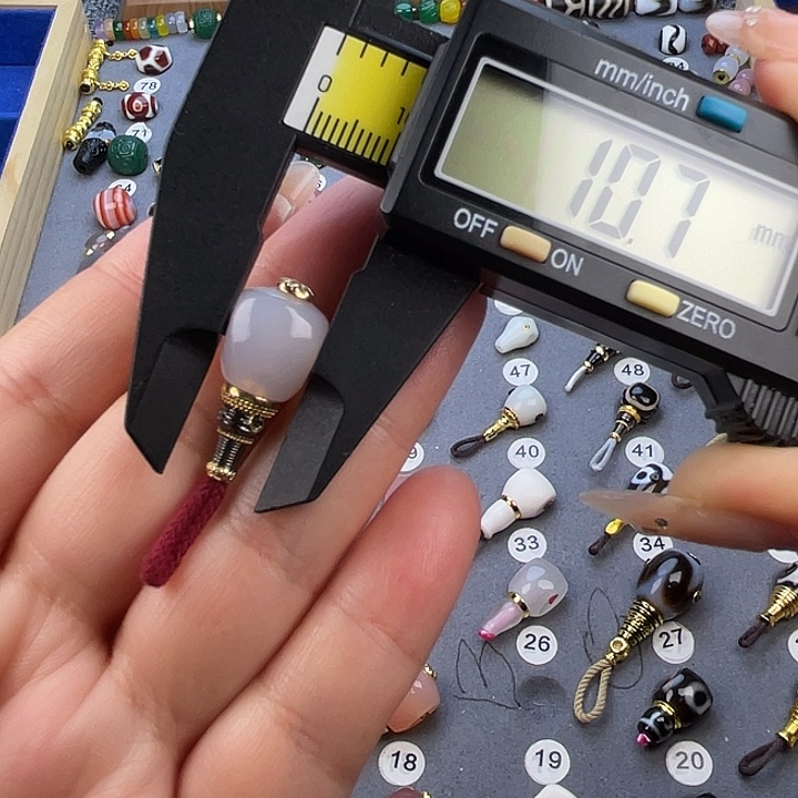 玛瑙/玉髓未镶嵌饰品