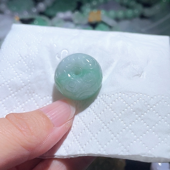 颈饰未镶嵌翡翠天