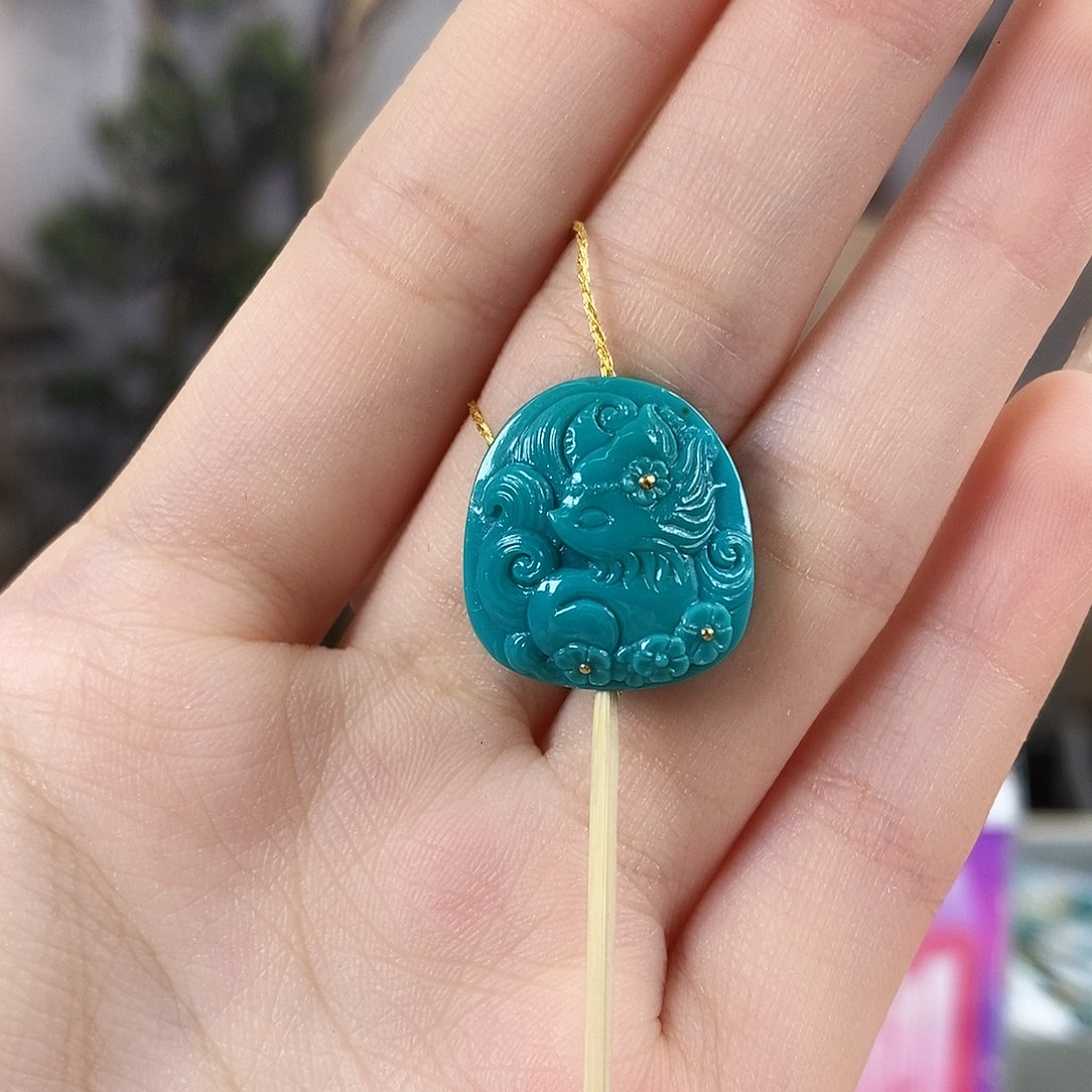 绿松石未镶嵌珠宝奇石