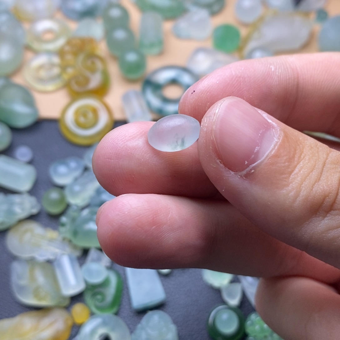 定制翡翠未镶嵌珠子