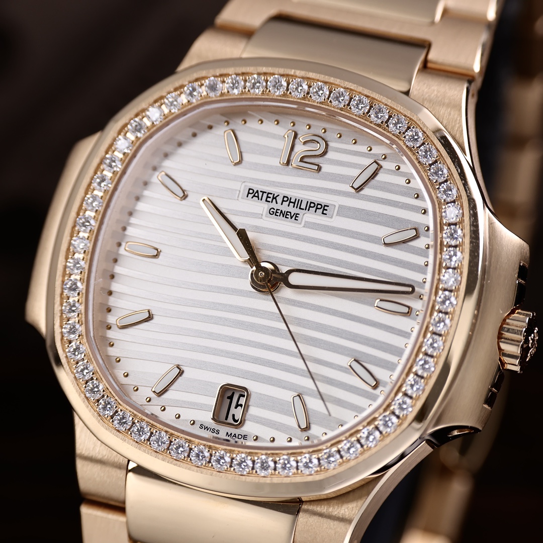 99新 Patek Philippe/百达翡丽 7118/1200R-001 外圈钻 2025年2月