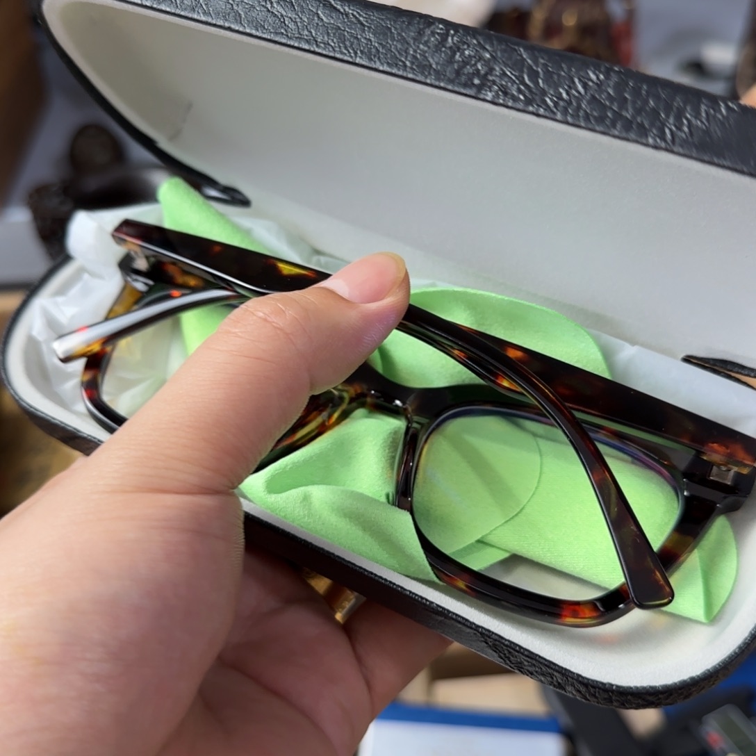 茶盏放漏场，全都漏，，