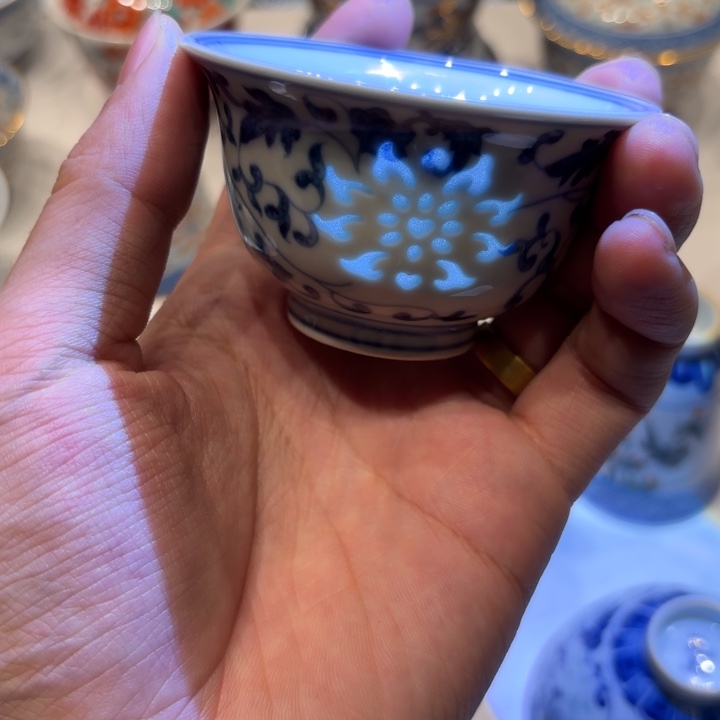 景德镇陶瓷杯子的
