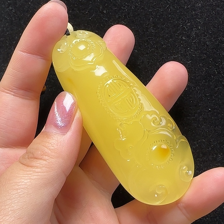 蜜蜡珠宝奇石未镶嵌