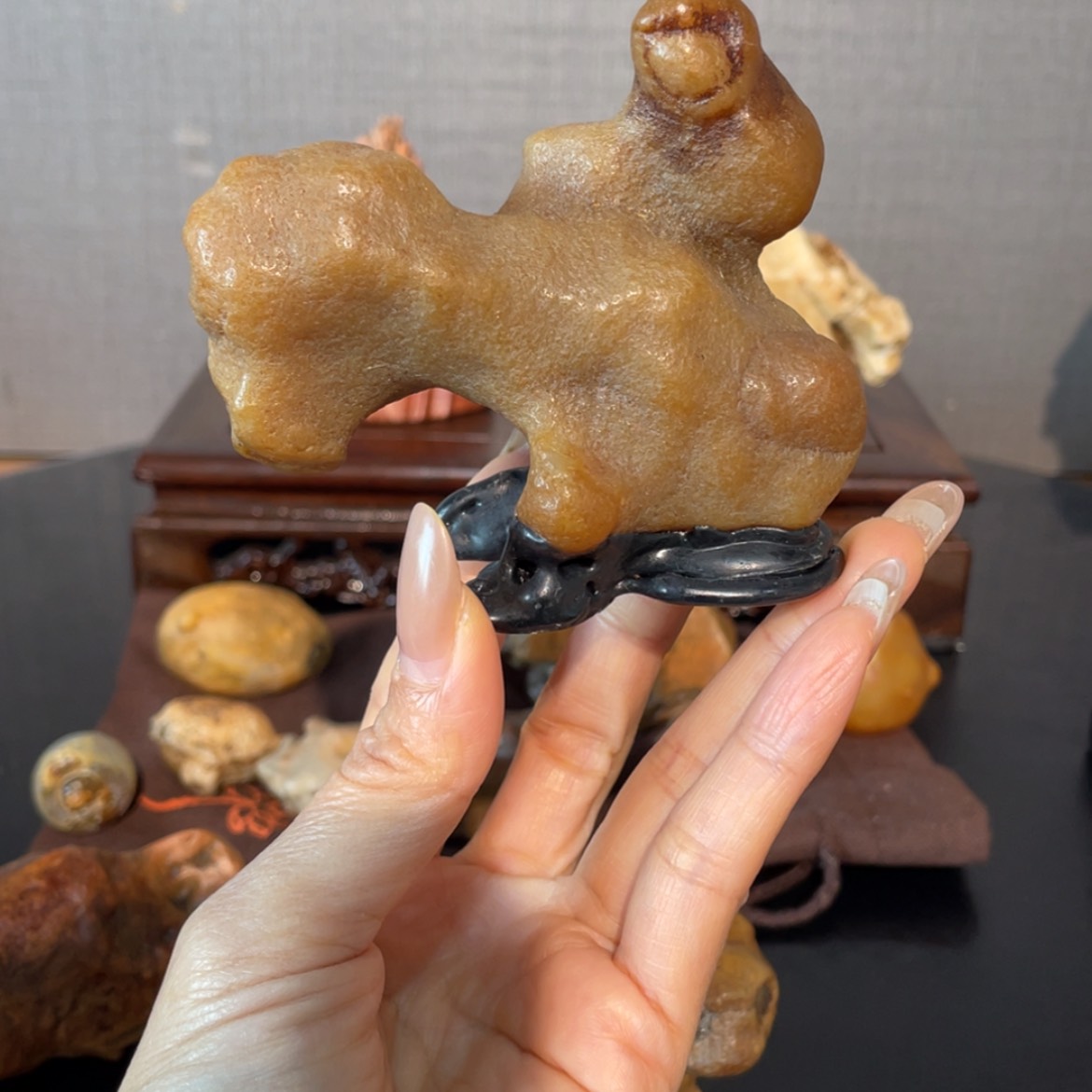 【闪购商品】潇**雨马上封猴