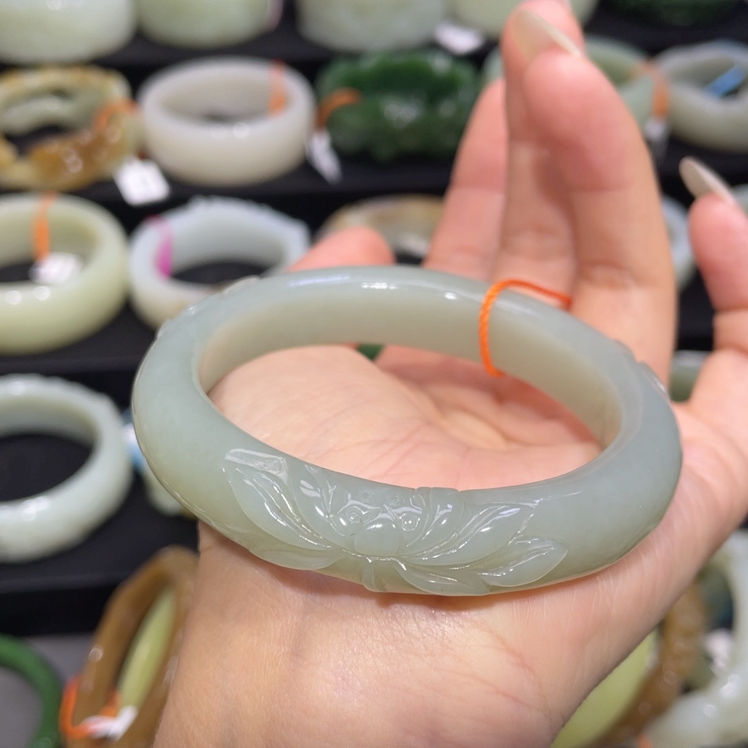 未镶嵌手镯和田玉90