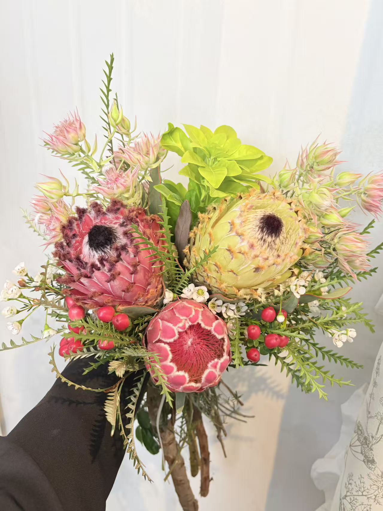 三皇后［芭拉1+冰雪1+维纳斯1新娘2+红豆+白腊梅+橘叶1+羊齿叶］