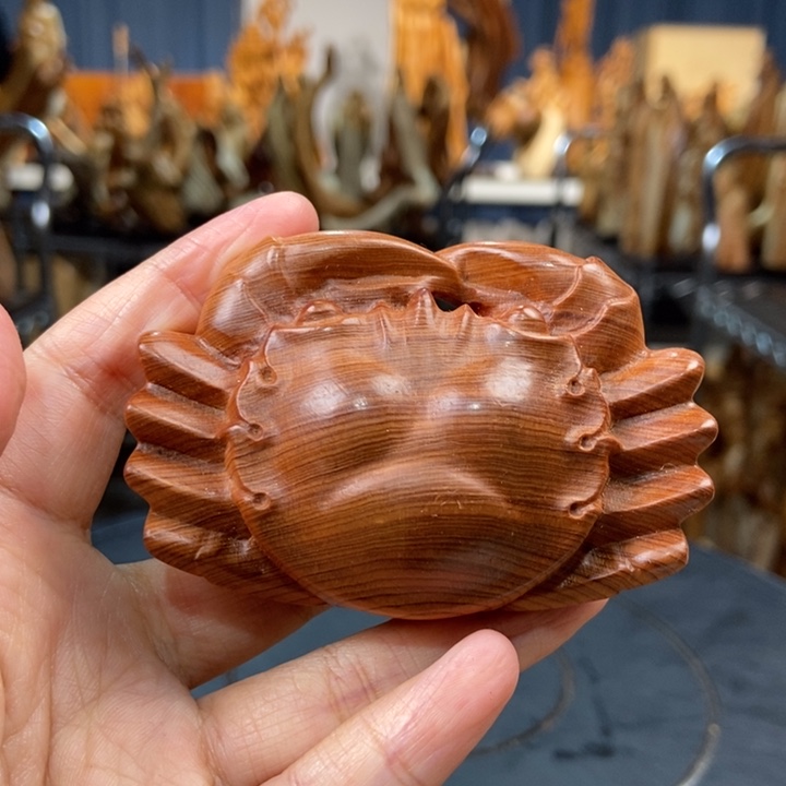 柏木（崖柏）手把件螃蟹