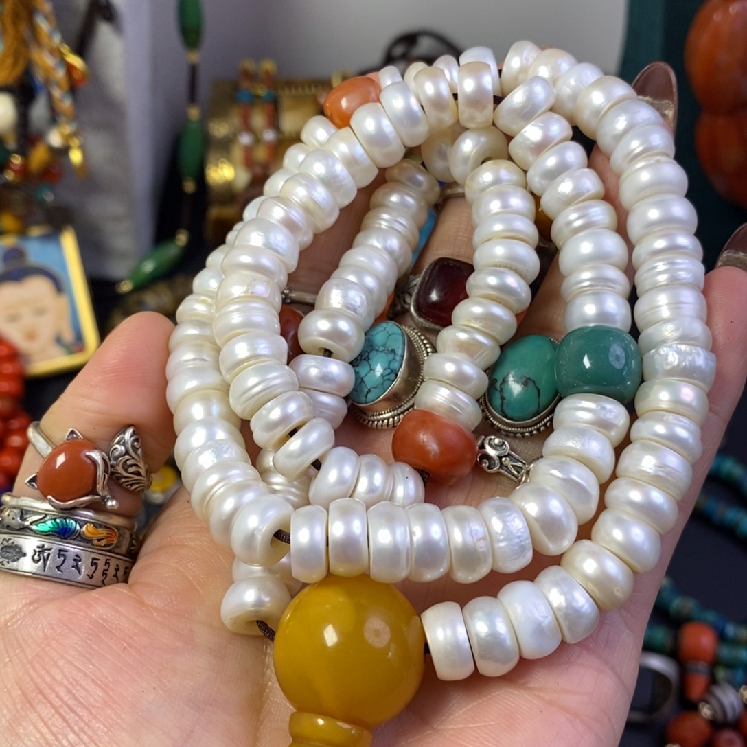 天***城泥塑擦擦的吊坠和