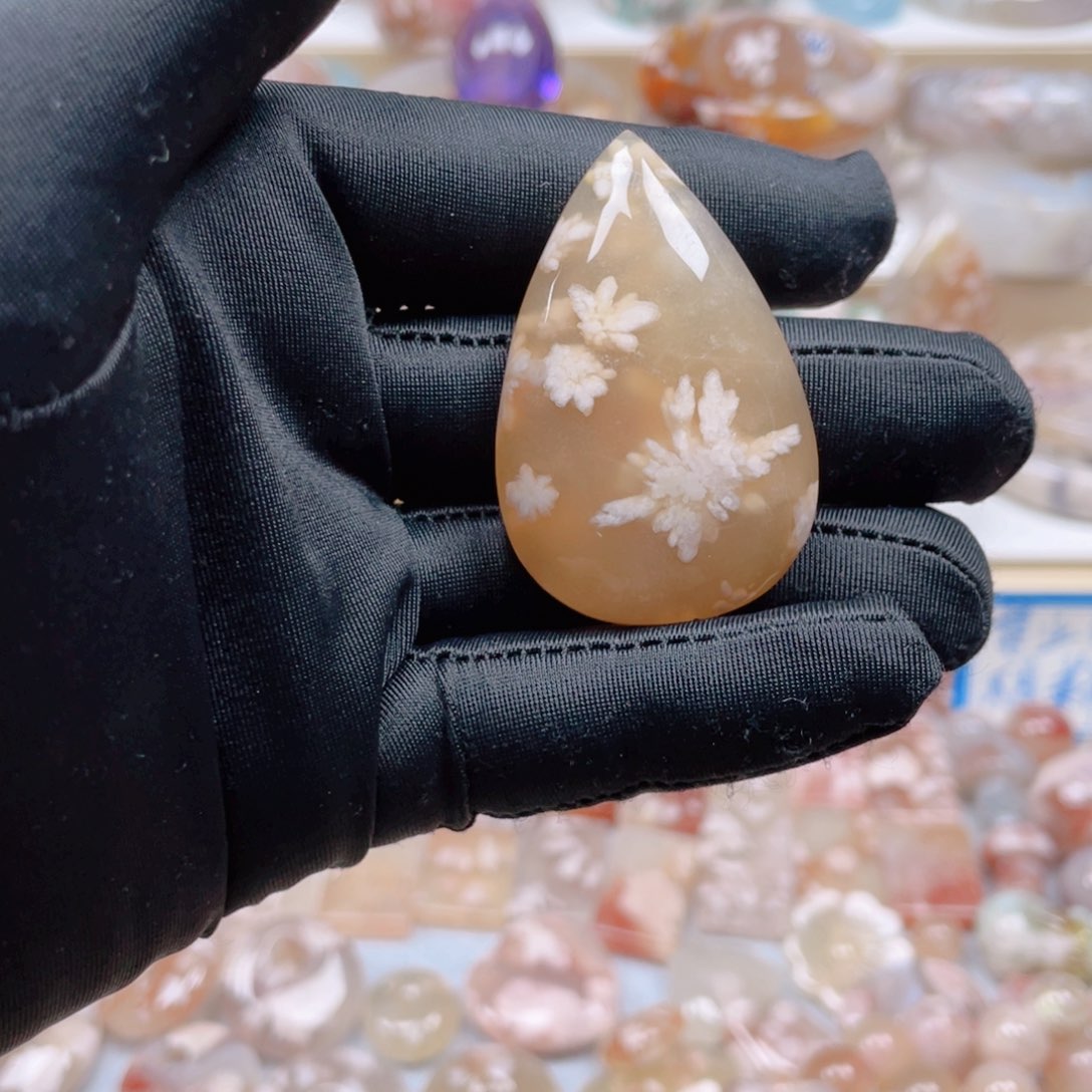 未镶嵌玛瑙/玉髓珠宝奇石