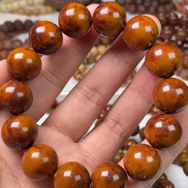 紫金鼠手串17.5尺寸练手款（明显反油/轻微黄白斑）