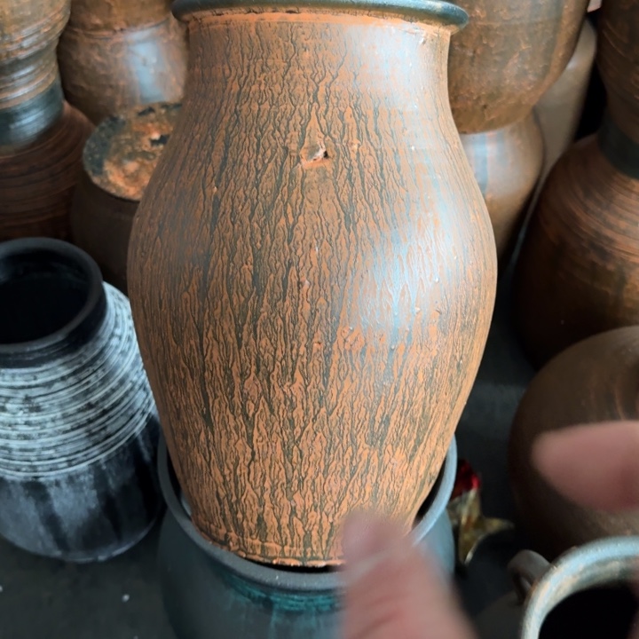 12.9-1瑕疵高27口14土黄小鼓