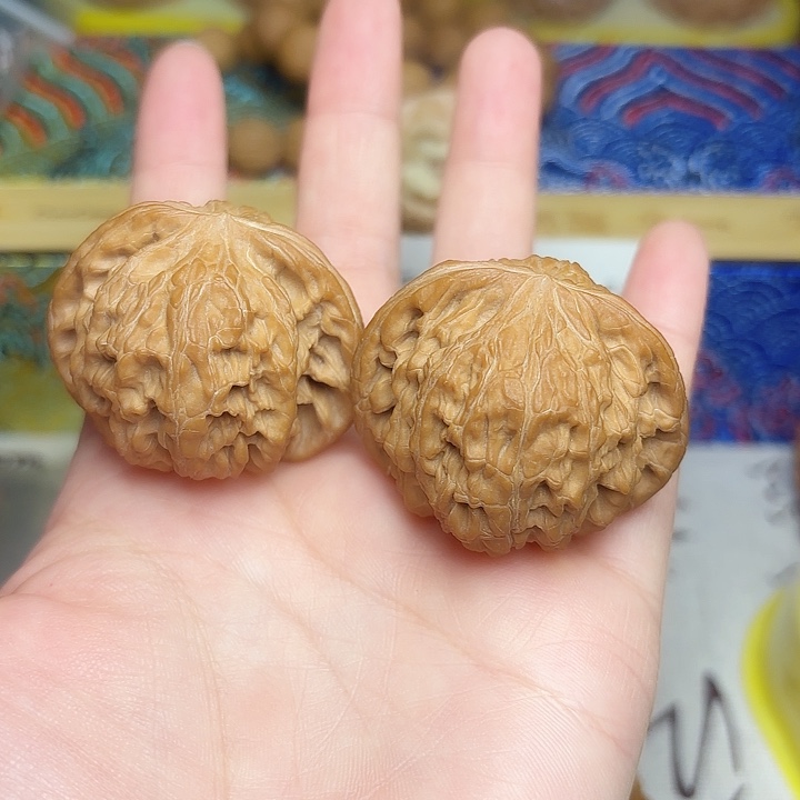 文玩核桃吊坠磨盘