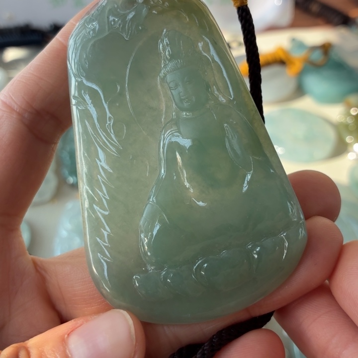 翡翠未镶嵌颈饰天然翡翠