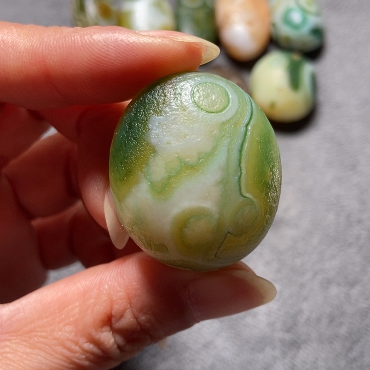 玛瑙/玉髓未镶嵌珠宝奇石