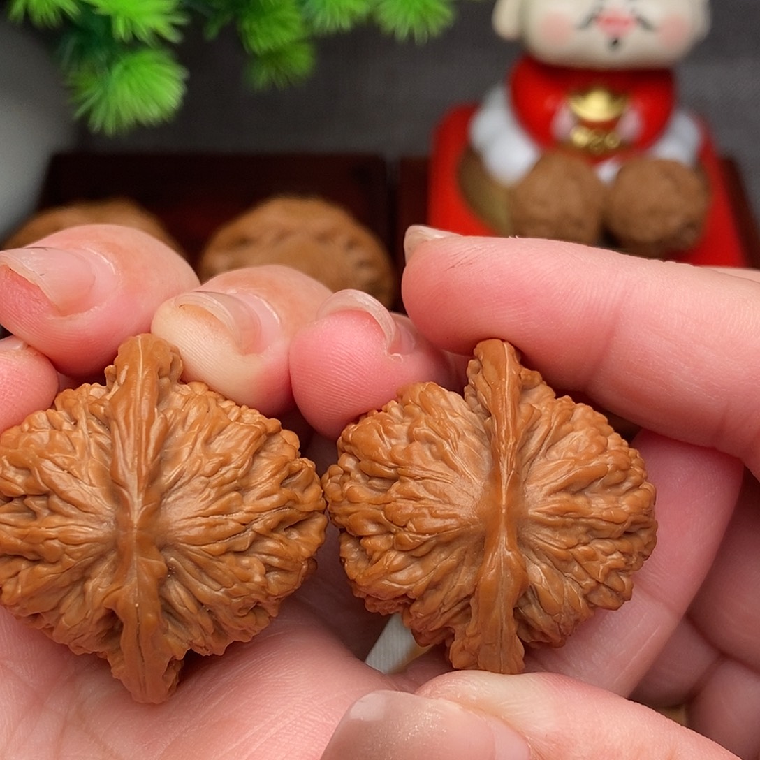 文玩核桃把件37全品毕业四座楼