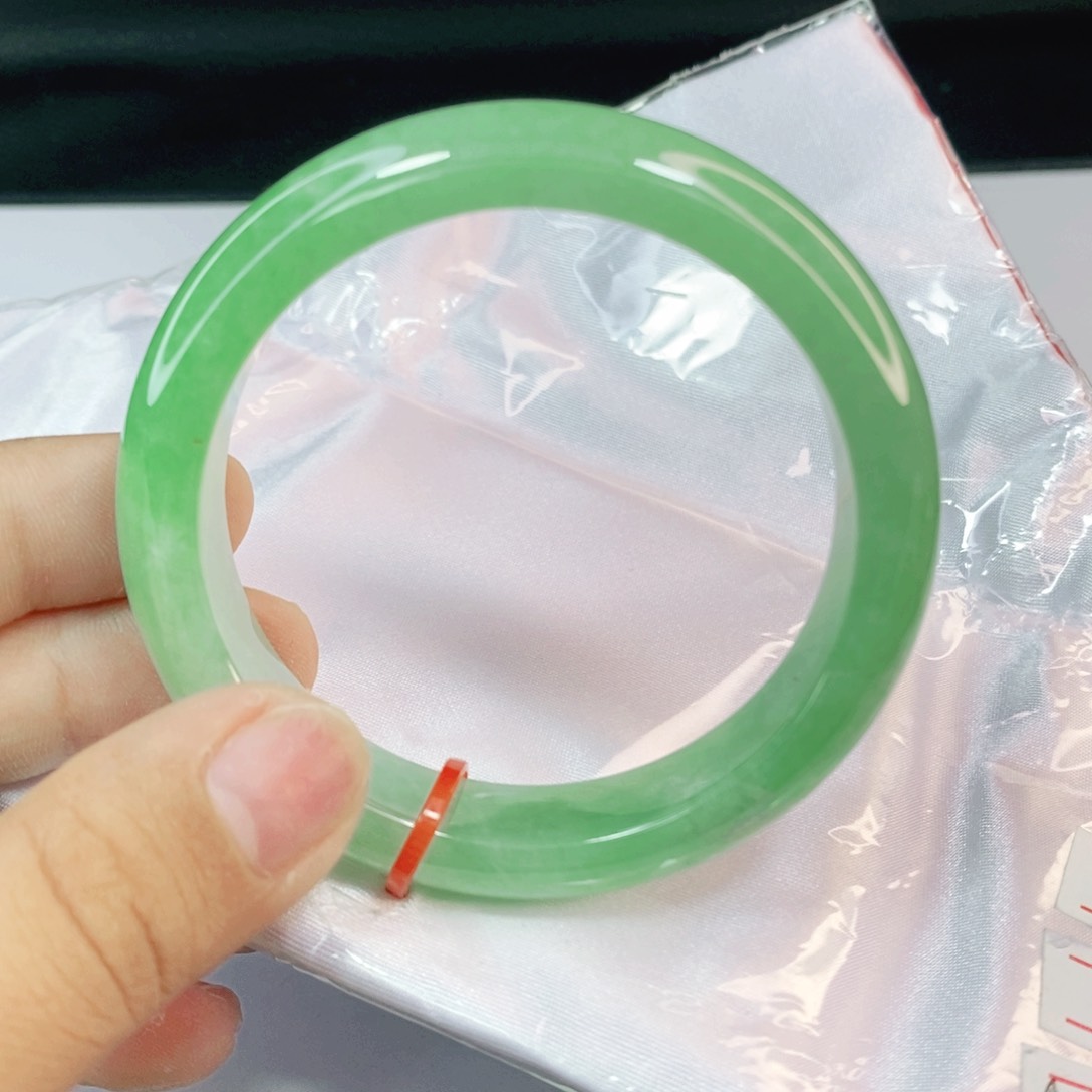 翡翠手镯未镶嵌52 纯天然缅甸a货翡翠